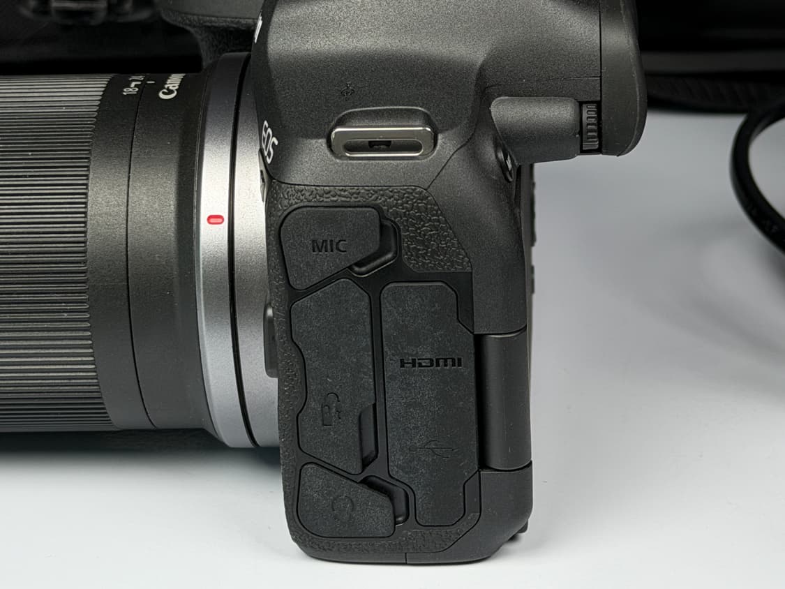 캐논 R7 미러리스 카메라 바디, RFS 18-150mm F3.5-6.3 상품이미지2