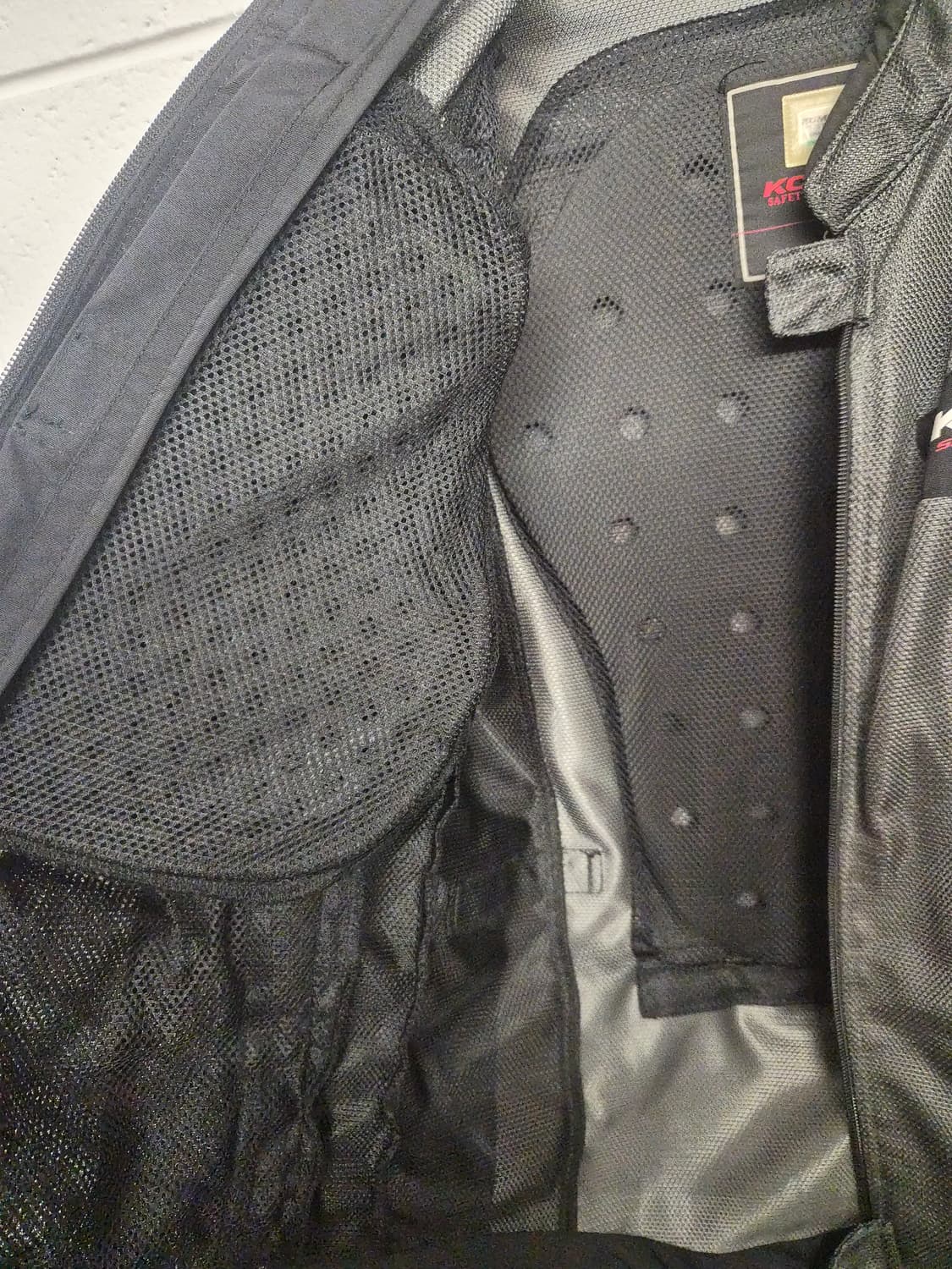 L) 코미네 풀매쉬 jk-100 바이크 자켓 팝니다 상품이미지4