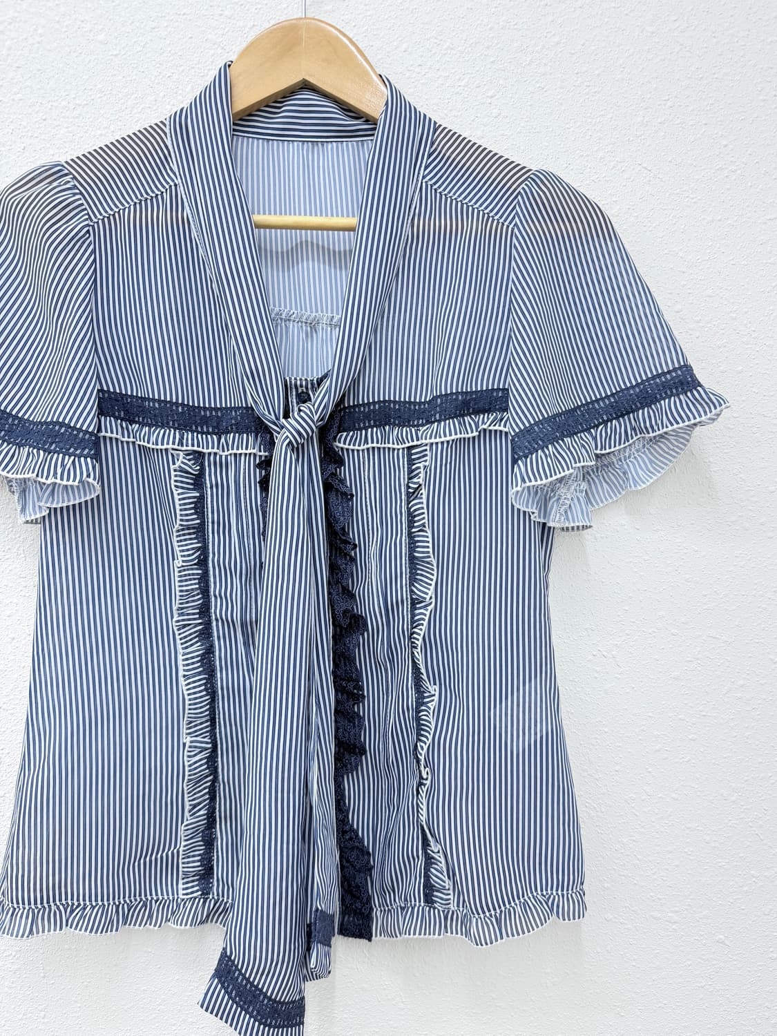 빈티지 Axes Femme 블루 스트라이프 리본 레이스 블라우스 상품이미지2