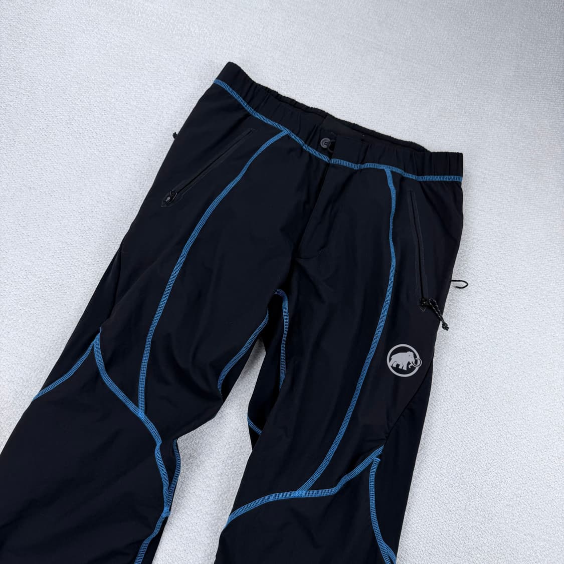 마무트 소프텍 블루 스티치 팬츠 상품이미지2