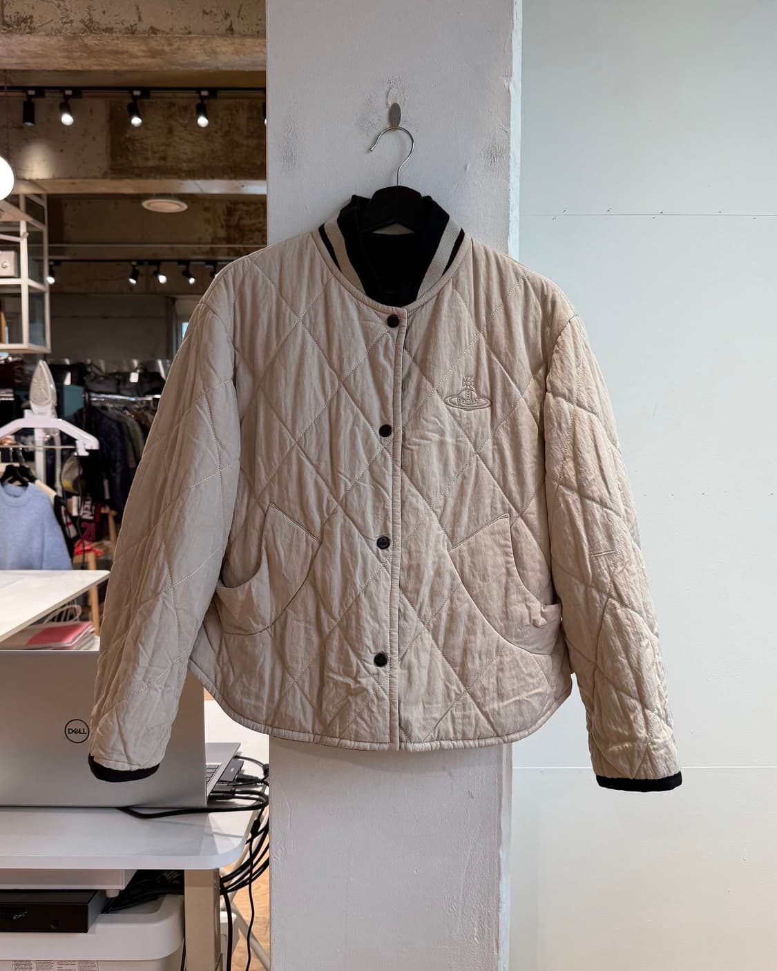 비비안웨스트우드 블랙 orb자수 리버시블 봄버 자켓  상품이미지7