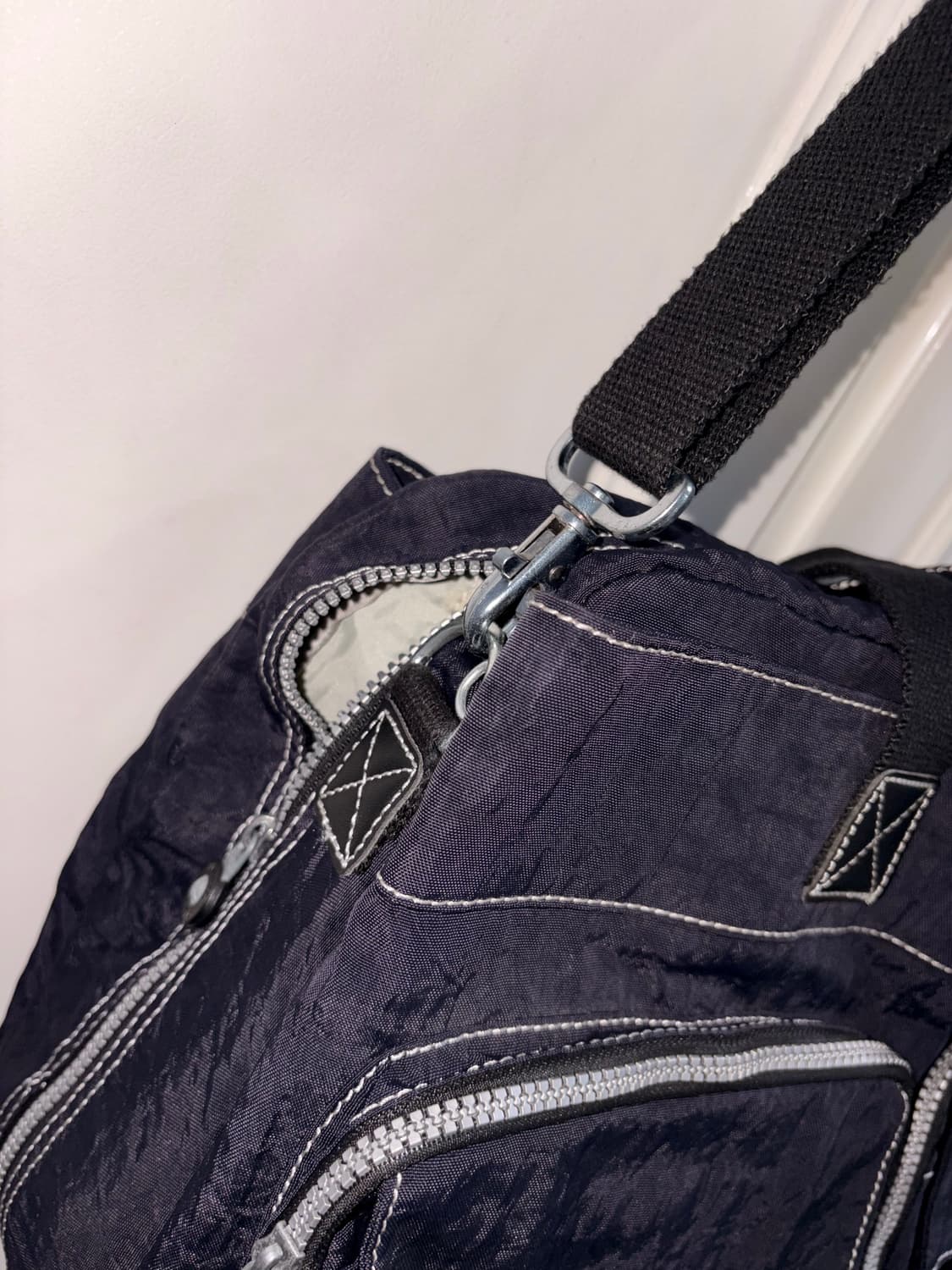 Kipling navy big shouler bag 상품이미지7