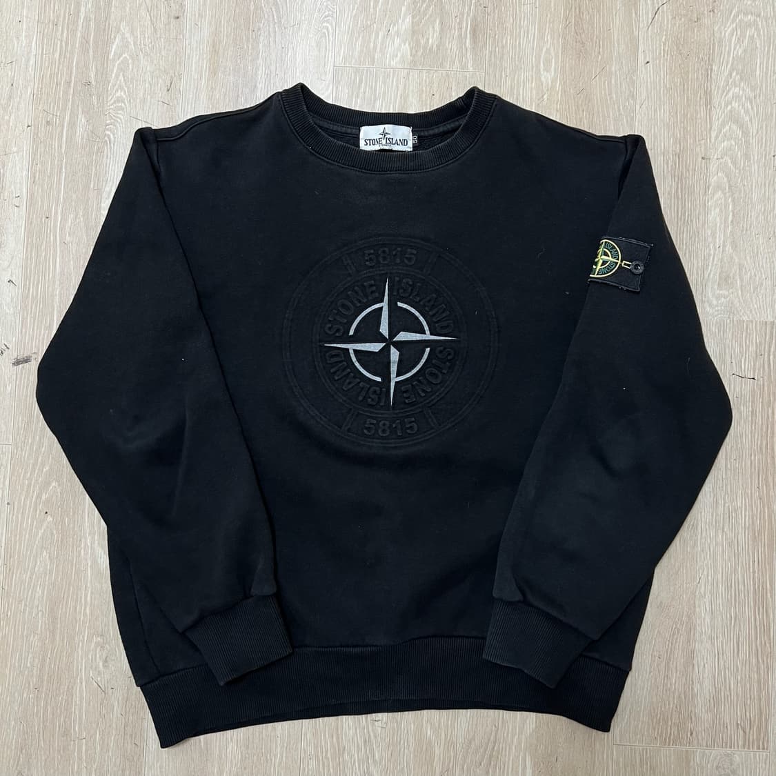 스톤아일랜드 빅로고 와펜 맨투맨 50  상품이미지1