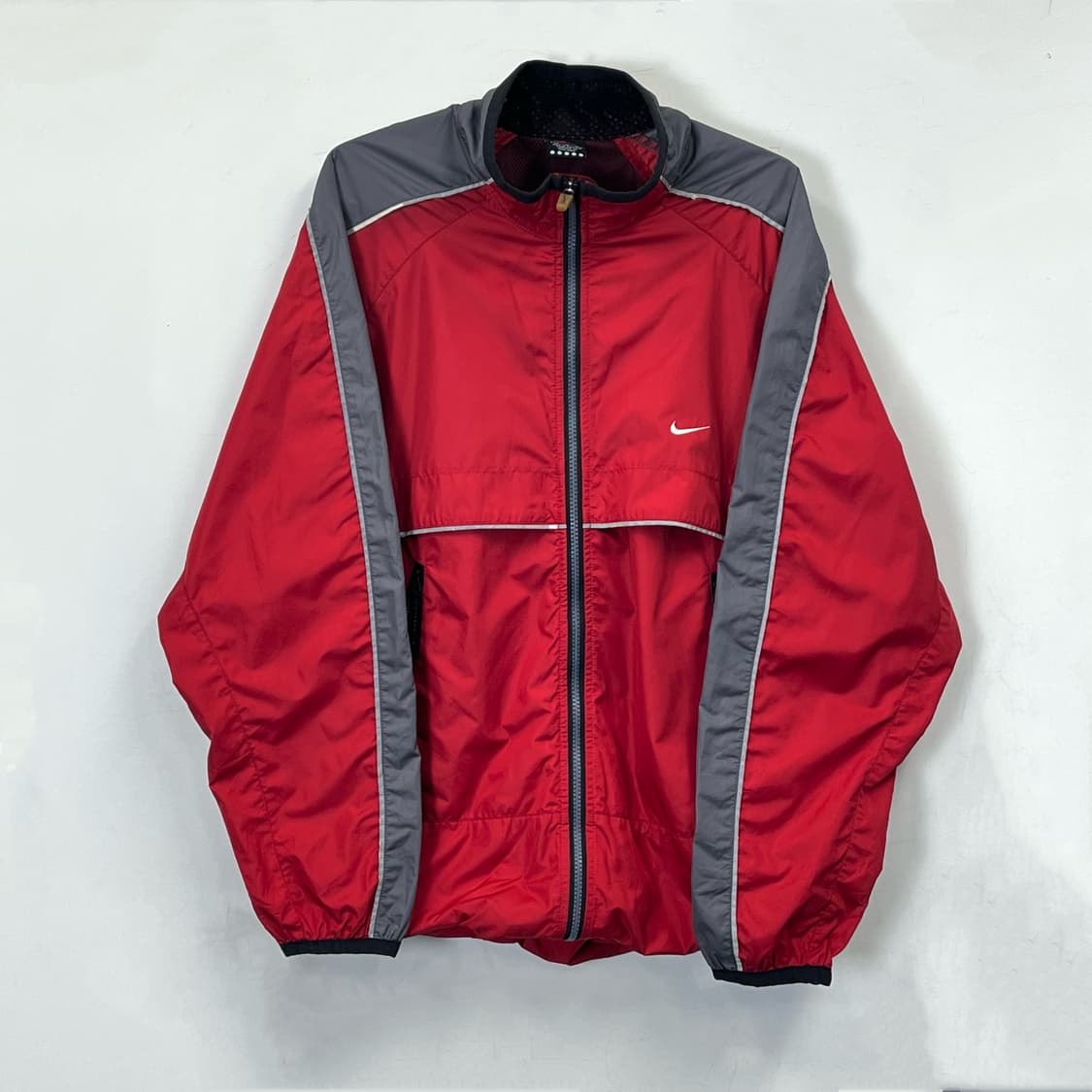 🌱나이키 올드스쿨 레드 바람막이 상품이미지1