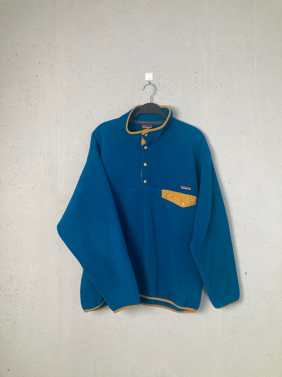 파타고니아 신칠라 풀오버 언더워터 블루/옐로우 (L) 상품이미지2
