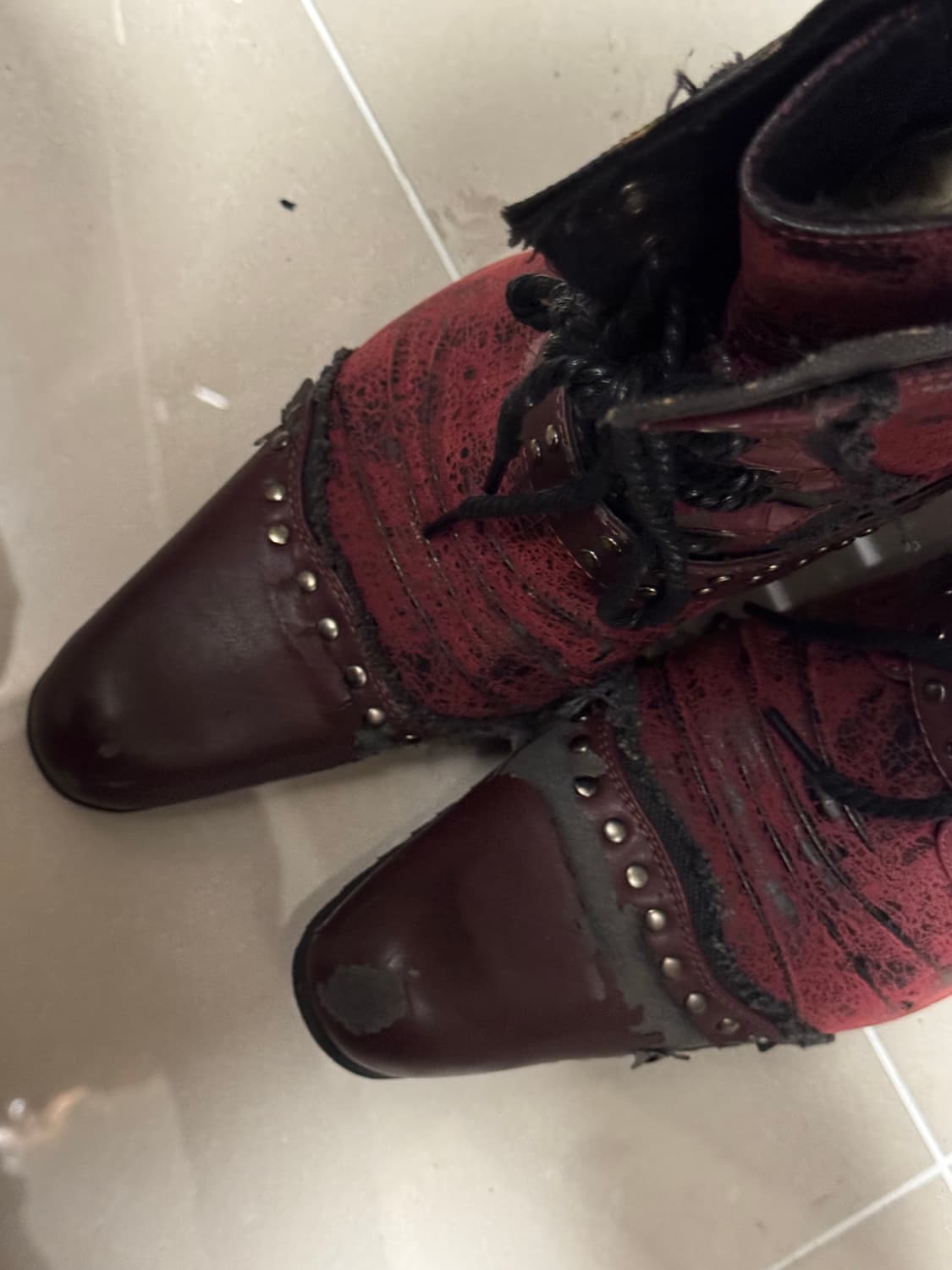(하자있음)Lovehunter Studded Gothic Boots 상품이미지2