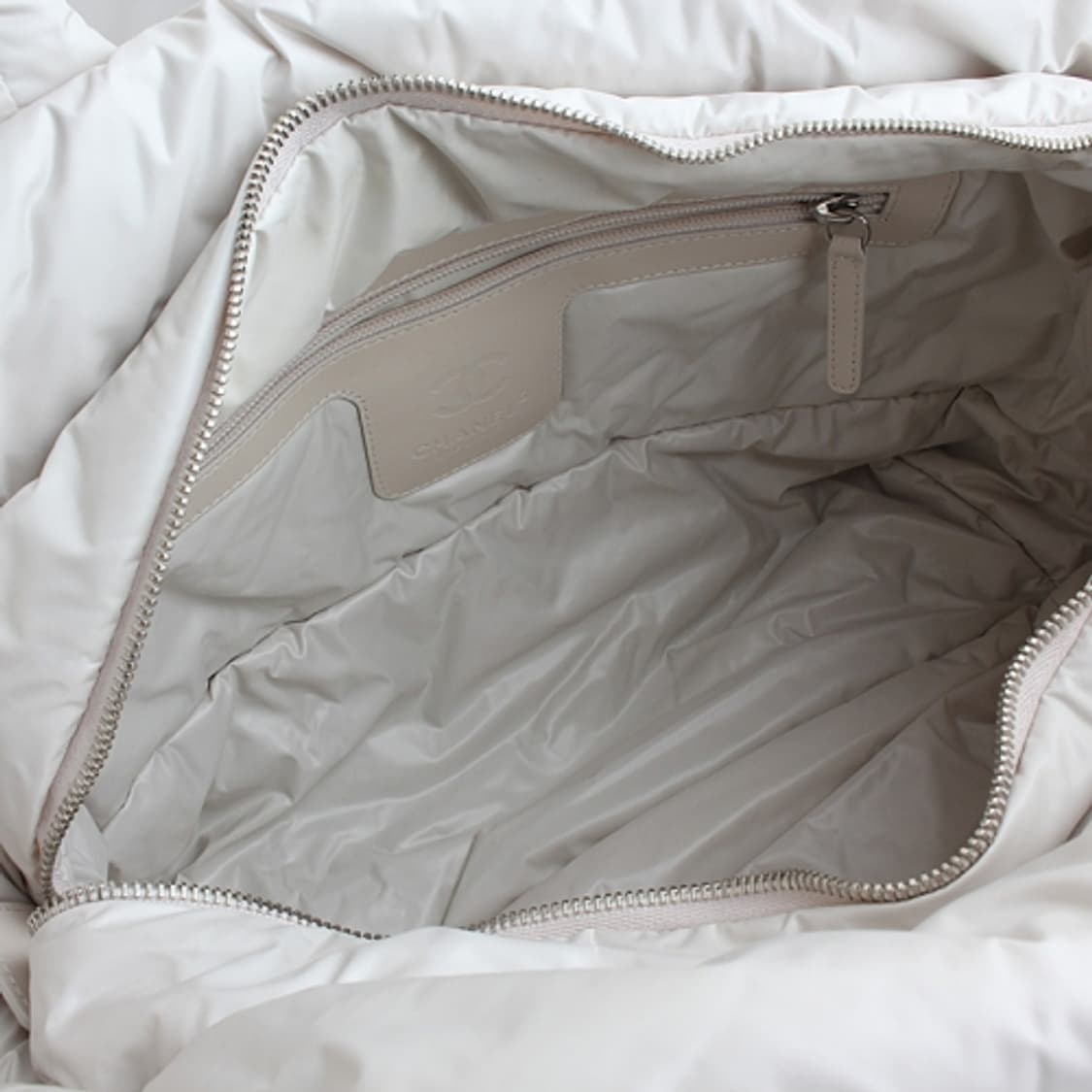 샤넬 멀티컬러 코쿤백 19번대 상품이미지5