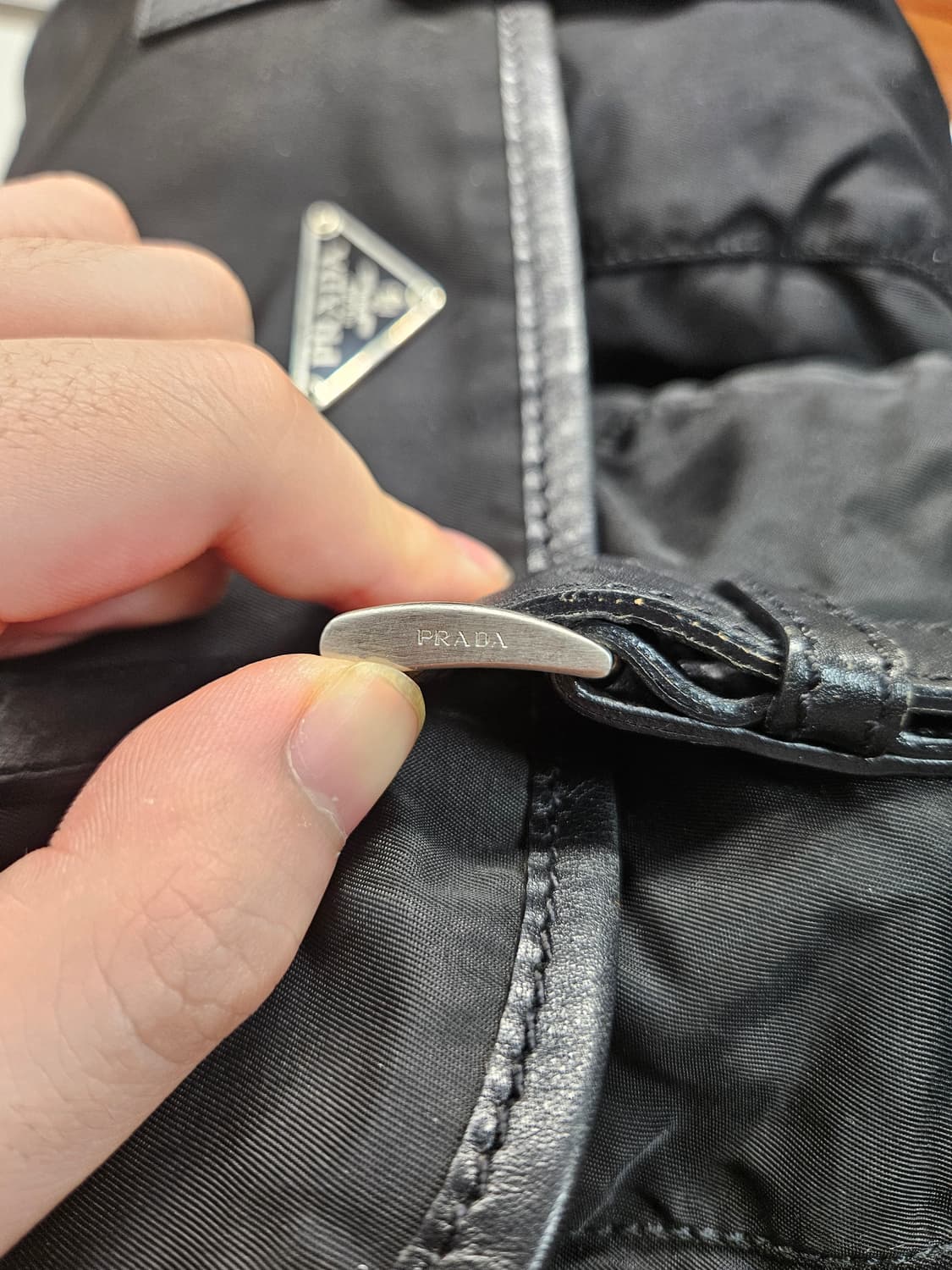 [정품]프라다 나일론 메신저백 상품이미지7