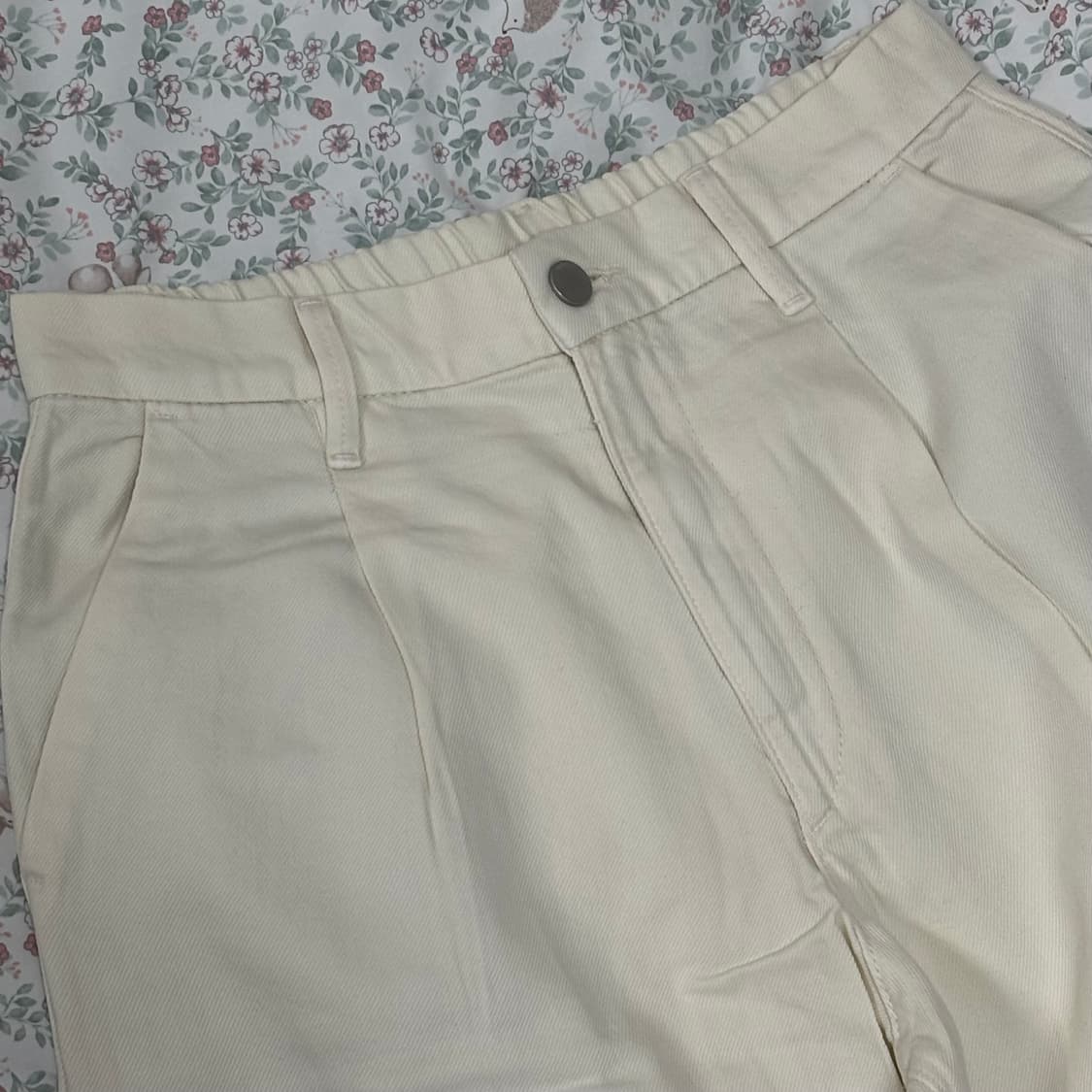 유니클로 드레이피 데님 턱 팬츠 (새상품) 상품이미지2