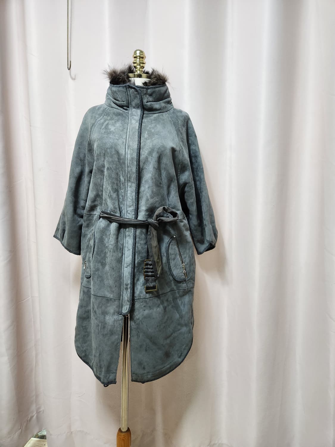 브루넬로 쿠치넬리무스탕코트 상품이미지1