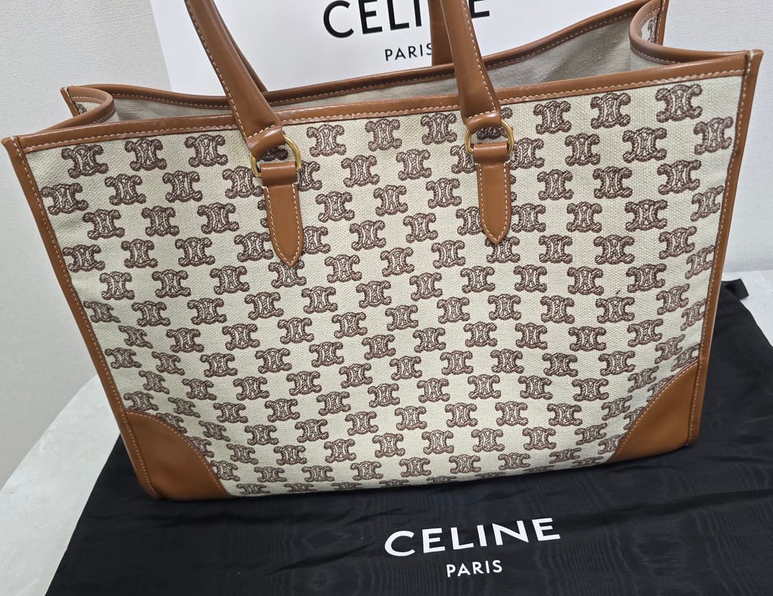 셀린느 호리즌탈 카바스 토트백 판매 상품이미지3