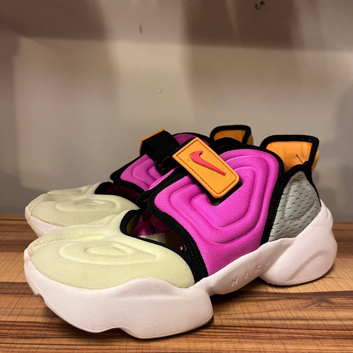 나이키 에어리프트  상품이미지3