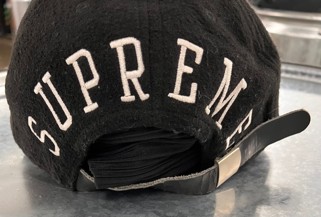 슈프림X로로피아나 울 스냅백 상품이미지3
