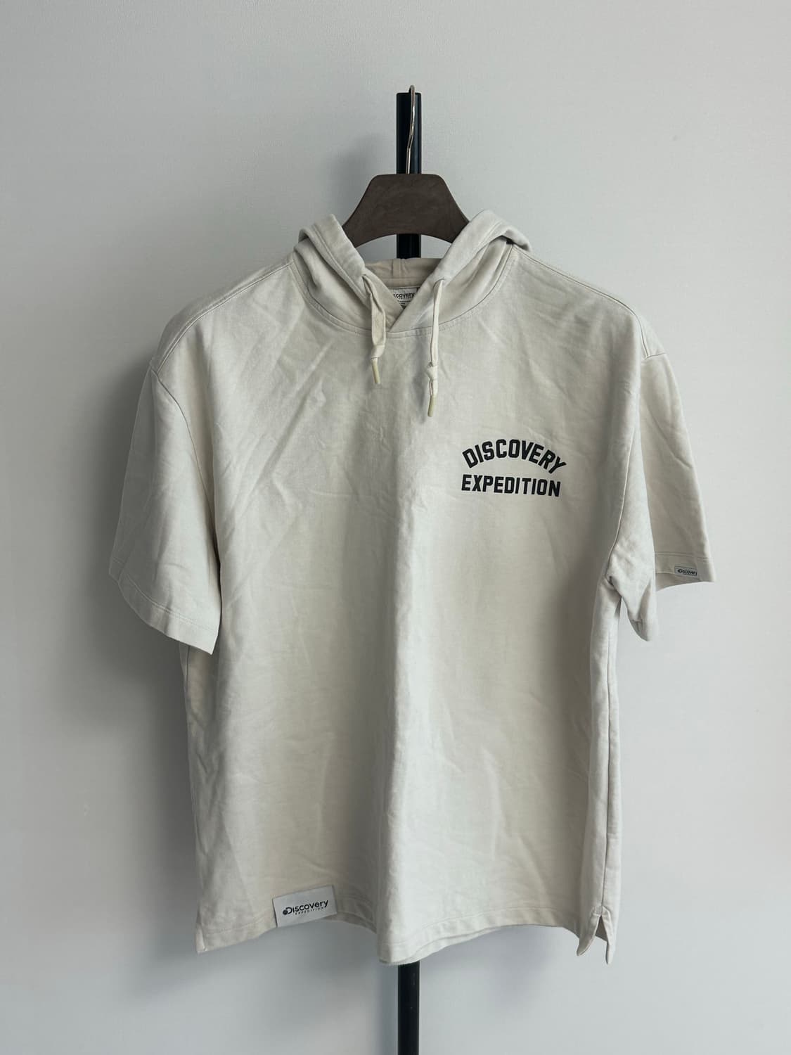 디스커버리 익스페디션 반팔 후드티 상품이미지1