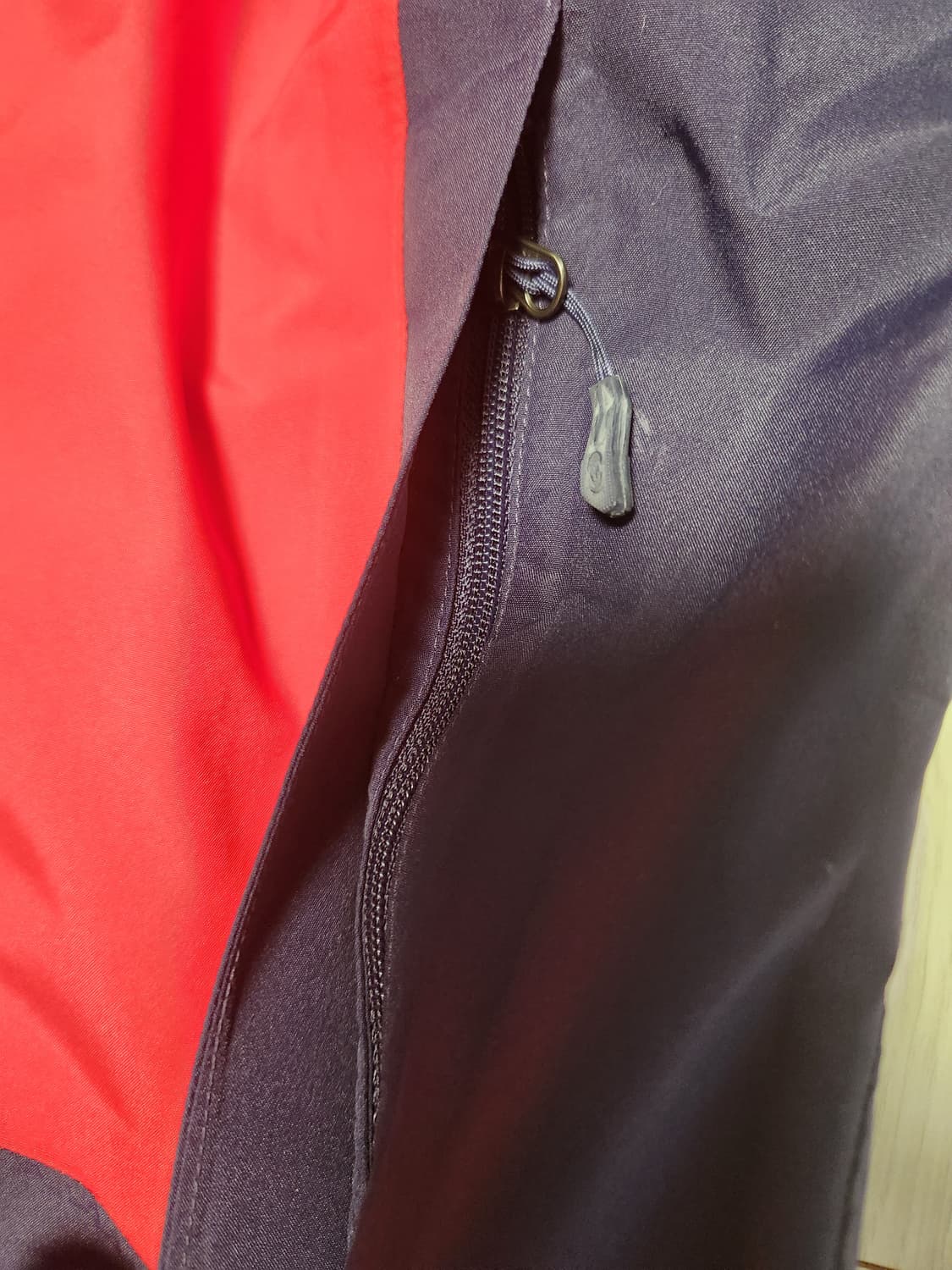 새상품급) 아이더 배색 디펜더 방수 등산 자켓 사이즈90s

여러 중고사 상품이미지4