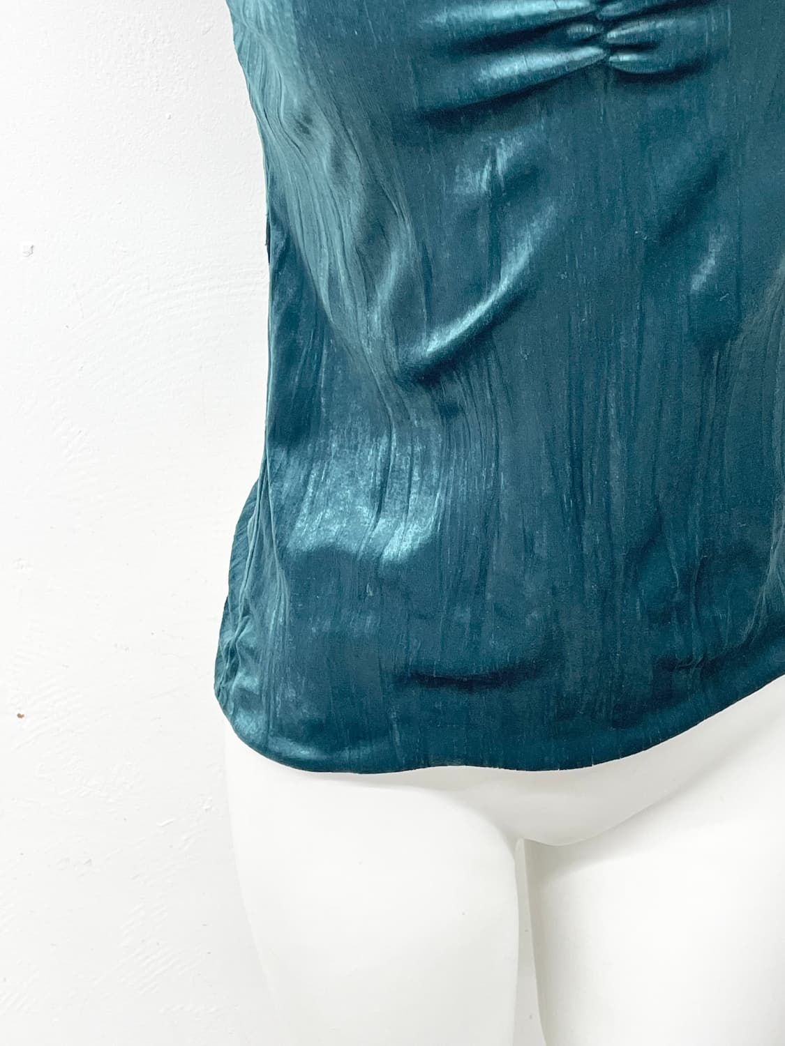 셔링 벨벳 레이스 슬리브리스 상품이미지3