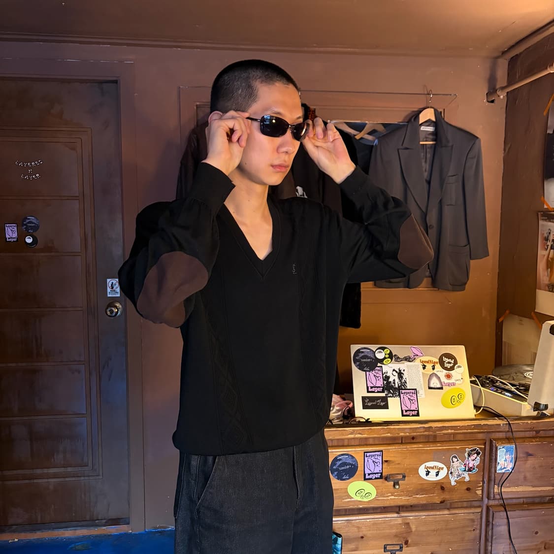 YVES SAINT LAURENT WOOL V-NECK KNIT 상품이미지2