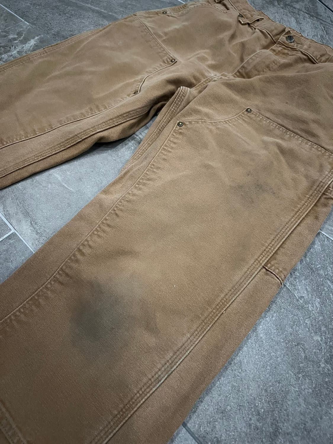 (34X34)칼하트 더블니 워크팬츠 B136BRN 칼하트브라운 던거리핏 상품이미지5