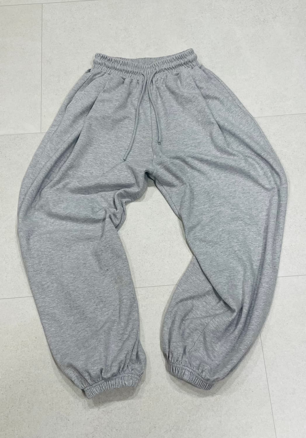 무신사 조거핏 트레이닝 투턱팬츠 상품이미지2