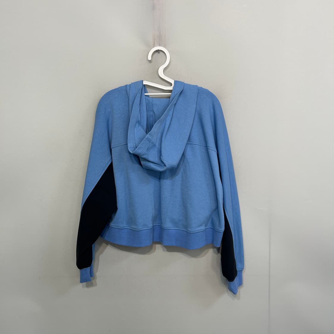 오즈세컨 2023 후드 66 상품이미지3