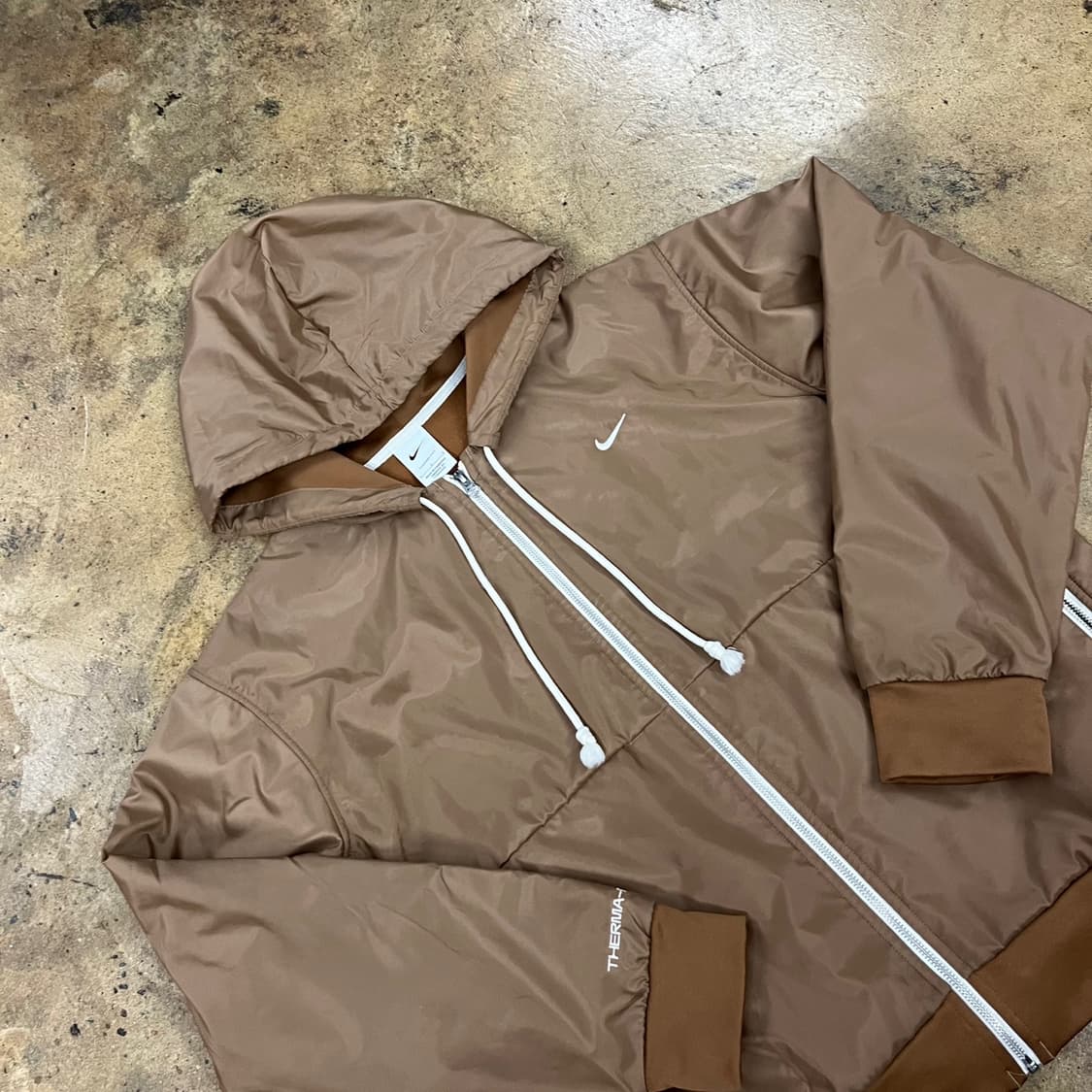 [정품/L] 나이키 Therma-FIT 브라운 후드 바람막이 b16 상품이미지1