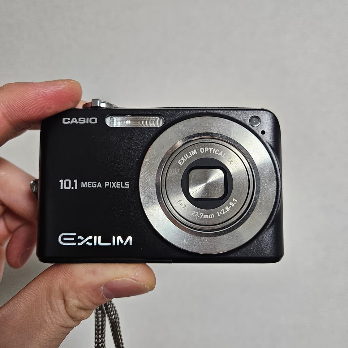 [은채 디카] 카시오 엑슬림 EX-Z1050 블랙 디카 르세라핌 상품이미지1