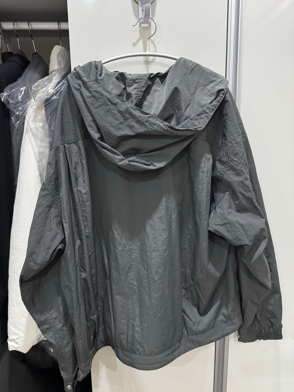 커스텀멜로우 바람막이 105사이즈 상품이미지3