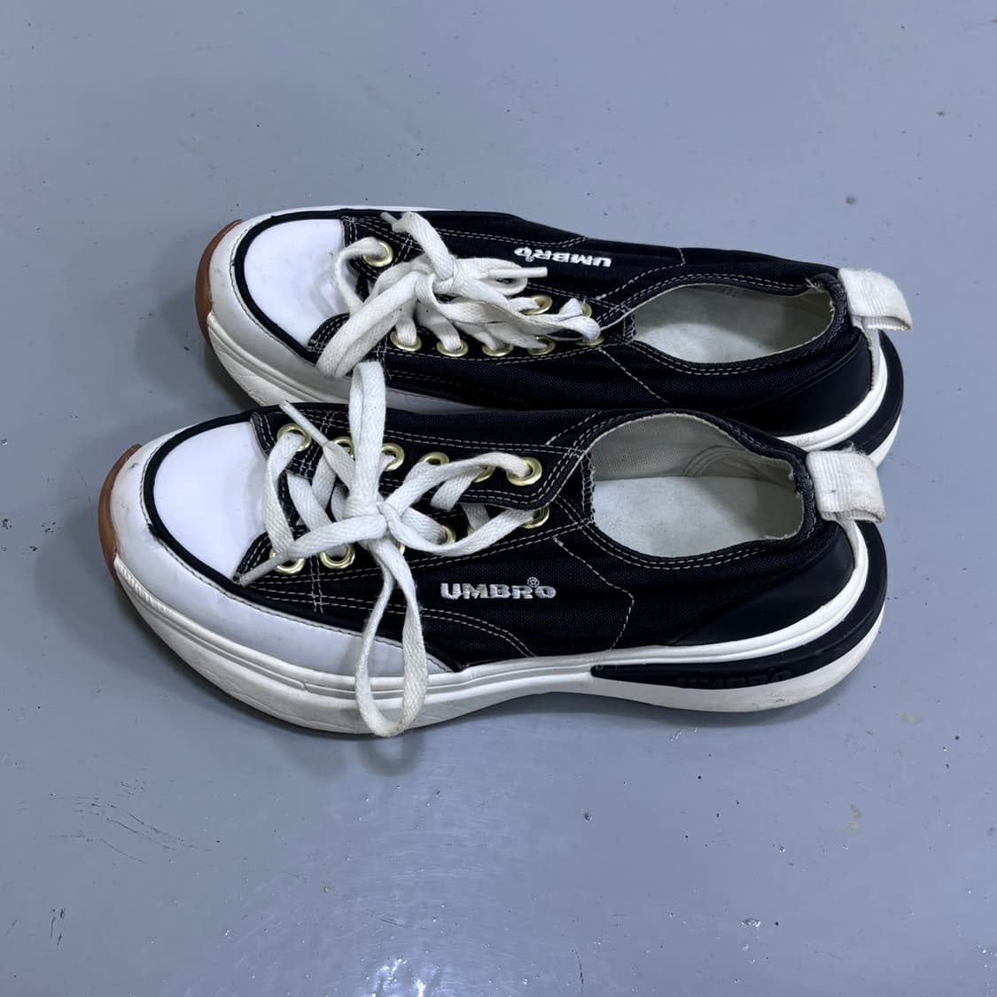 230 엄브로 토비 스니커즈 0406E 상품이미지4