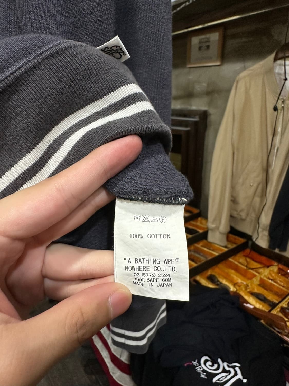 00s BAPE 베이프 브이넥 맨투맨 상품이미지4