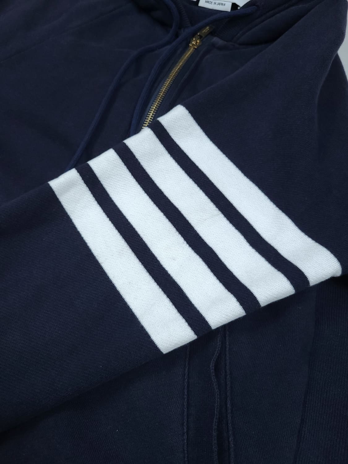 톰브라운 4바 후드집업 상품이미지3