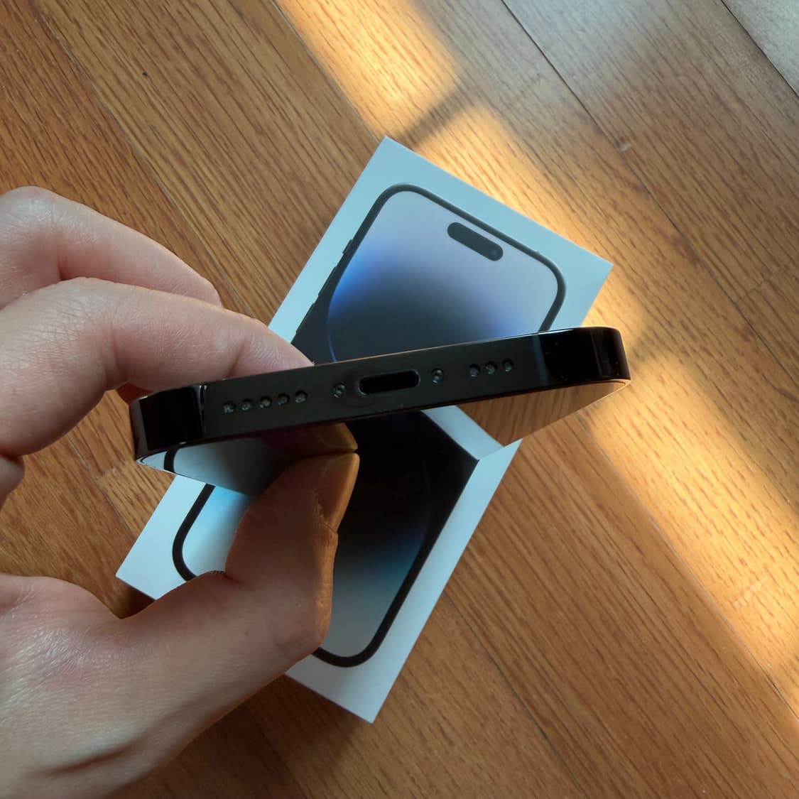 아이폰 14pro 스페이스블랙 상품이미지7