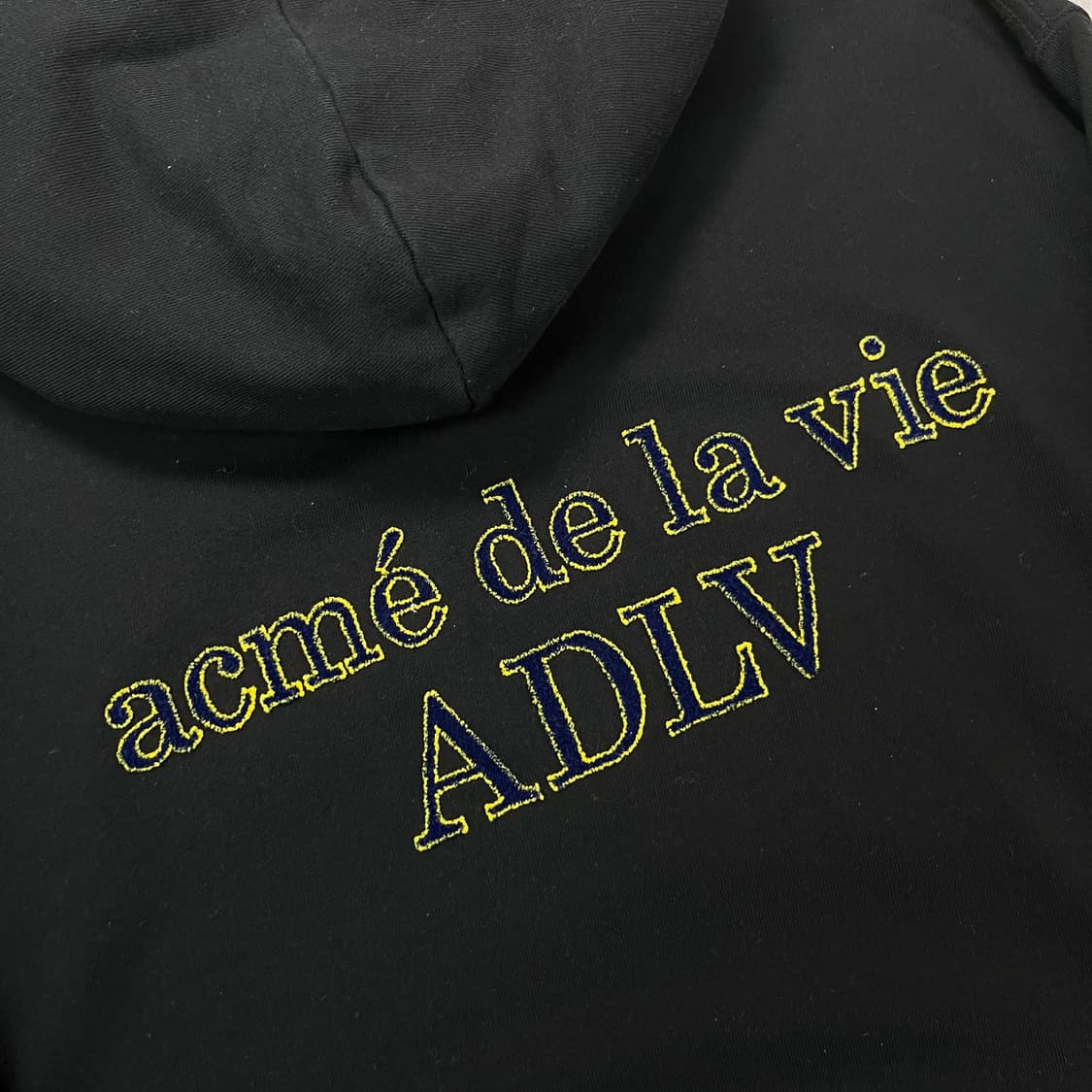 105 아크메드라비 자수로고 후드티 상품이미지7