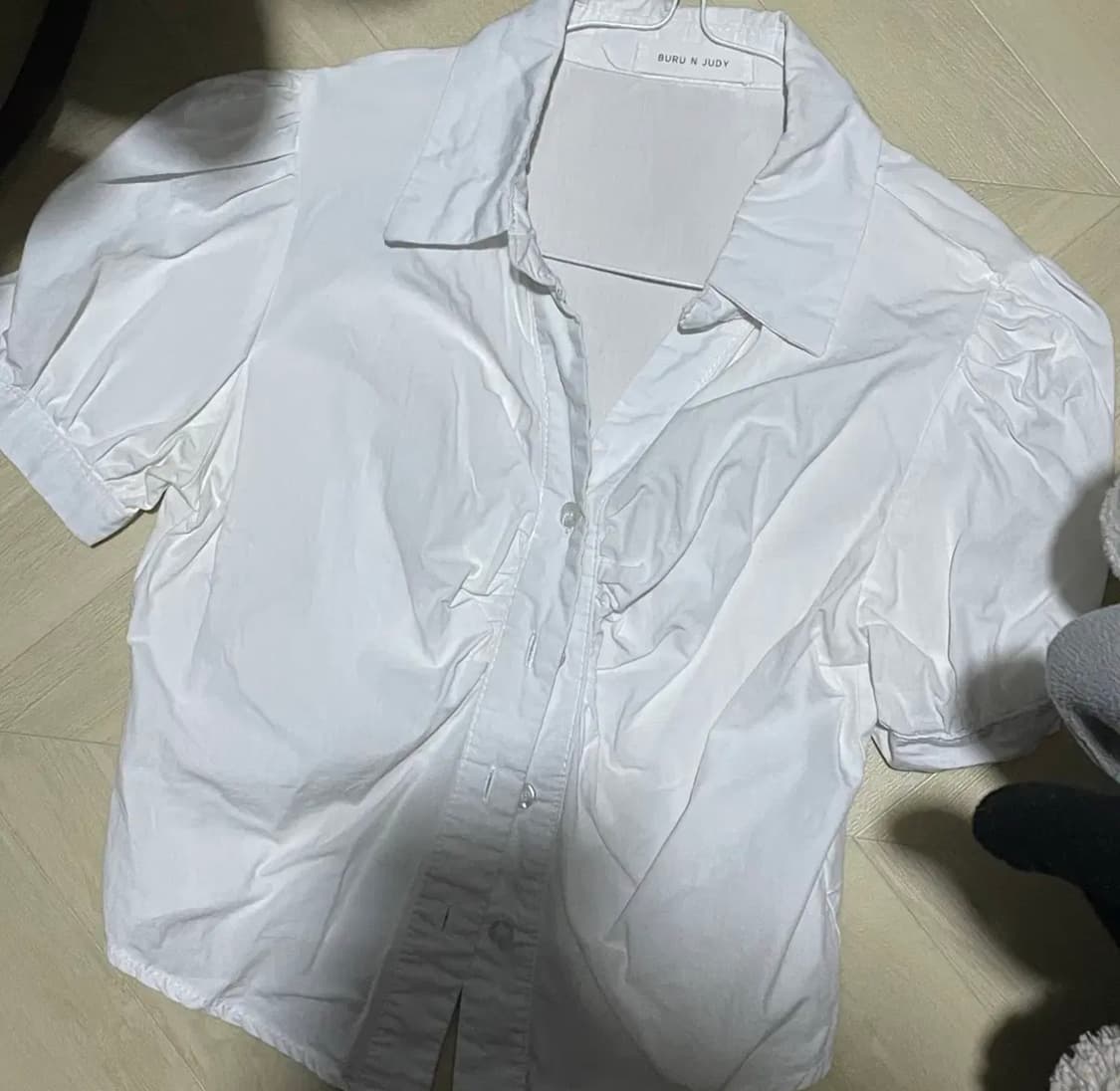 빈티지 러블리 셔링 화이트 반팔 블라우스 상품이미지1