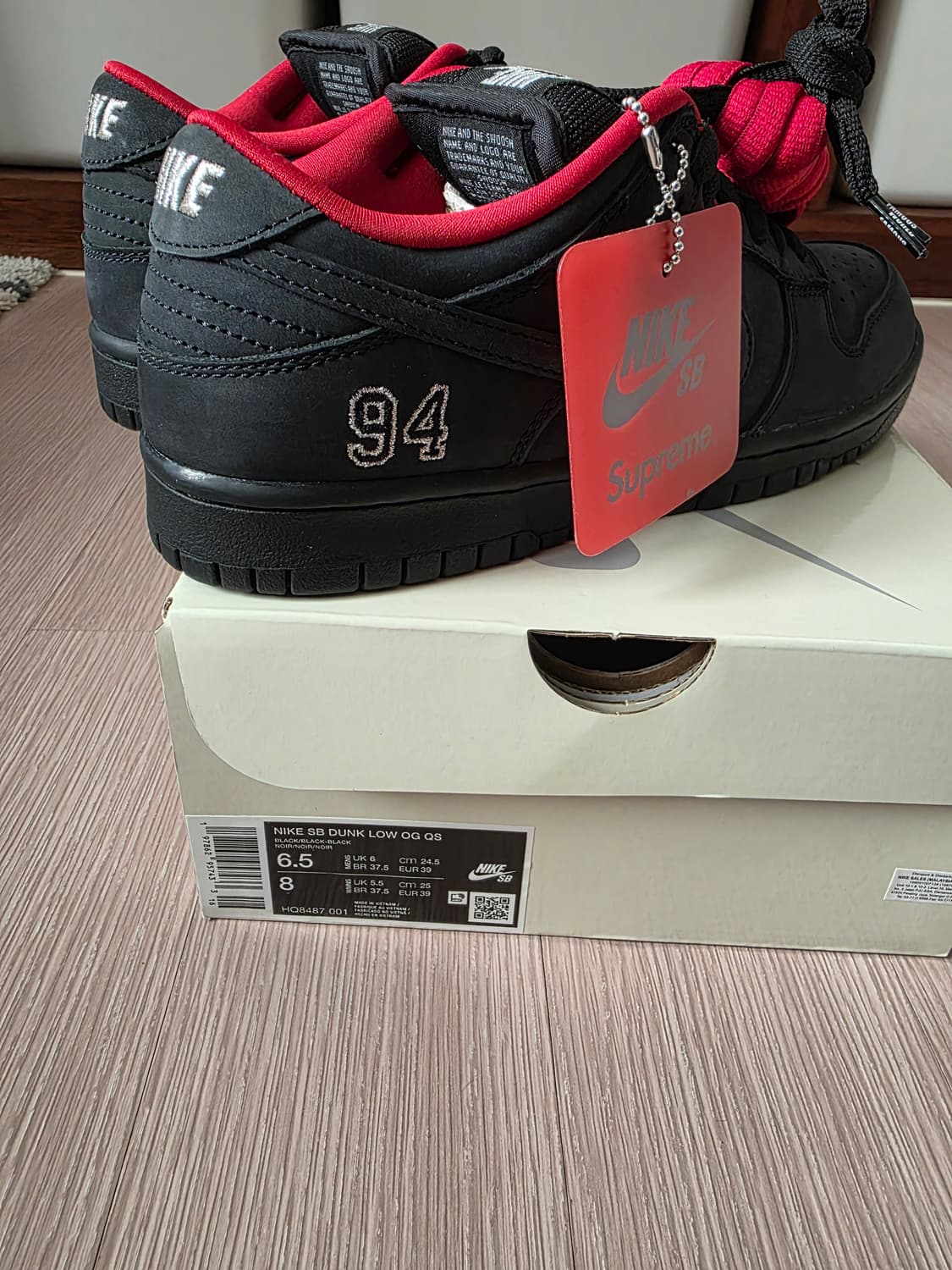 나이키x슈프림 SB 덩크 로우 블랙 상품이미지2