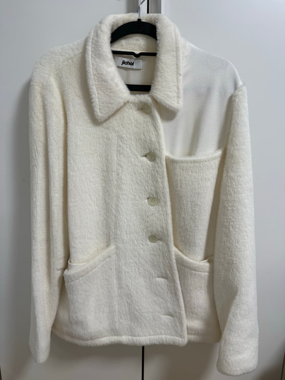 지초이 AW23 FROSTED FUR JACKET 퍼 자켓 아이보리 상품이미지2