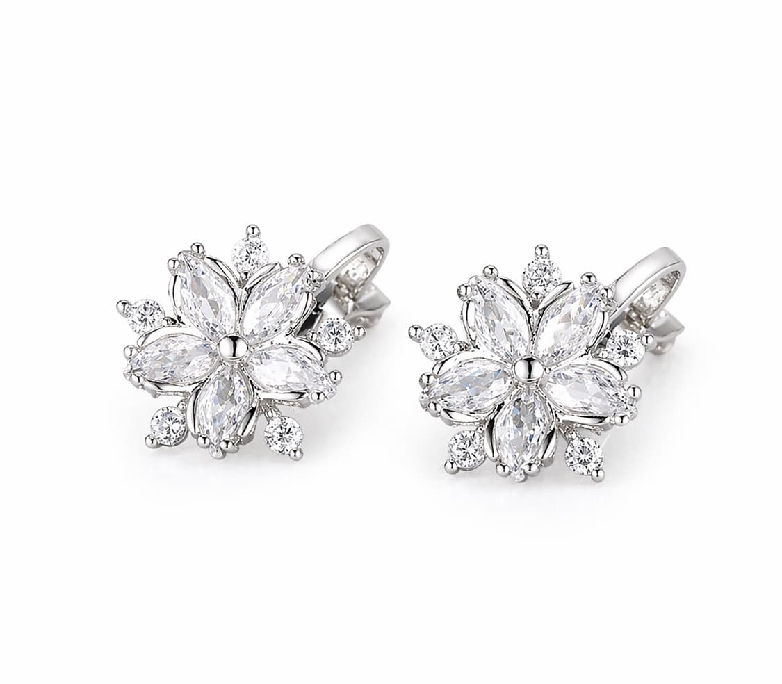 (새상품) 눈꽃 큐빅 귀찌 안뚫는 귀걸이 - 클립형 상품이미지1