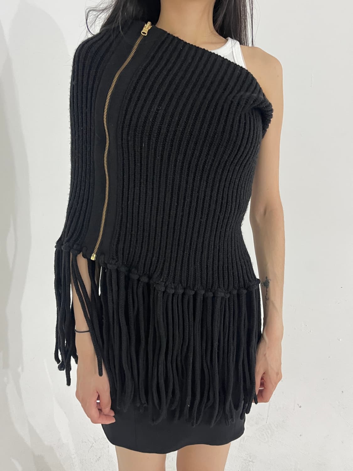 Fringe shawl knit 상품이미지1