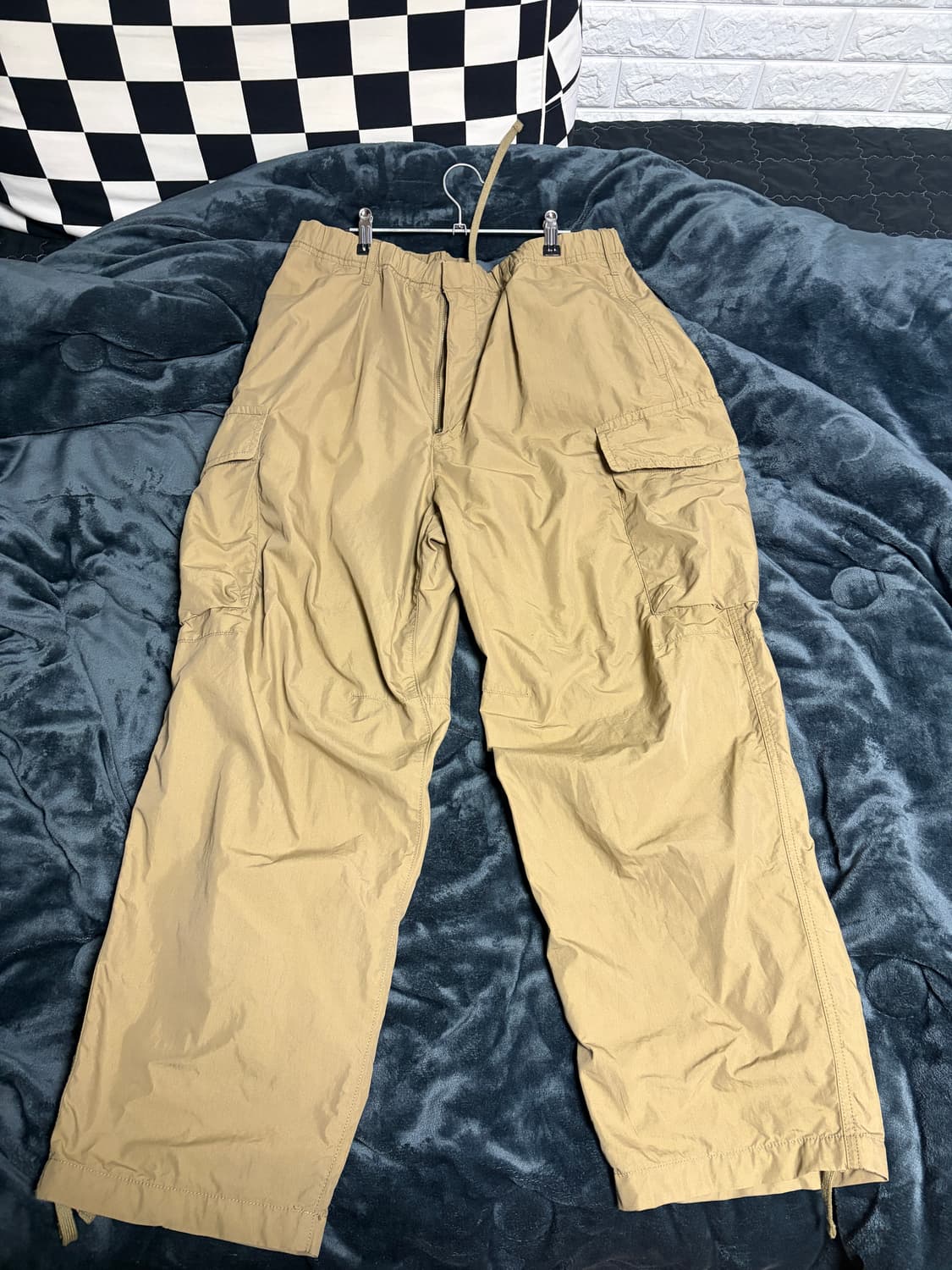 유니클로U 와이드핏 파라슈트 카고팬츠 베이지 XL 상품이미지5