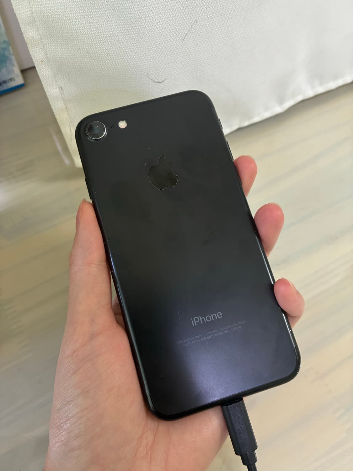 아이폰 7 블랙 32gb 89% 상품이미지1