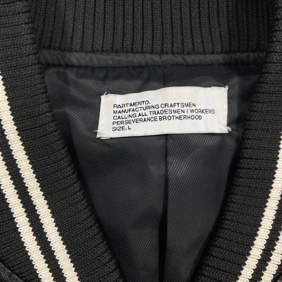 파르티멘토 블랙 컬러 레더 가죽 자켓 상품이미지3