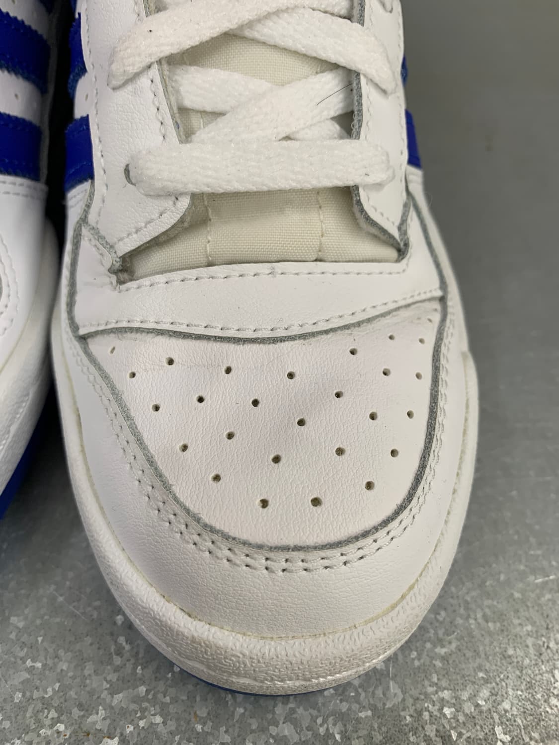 아디다스 포럼 로우 화이트 로얄 블루 240 상품이미지5