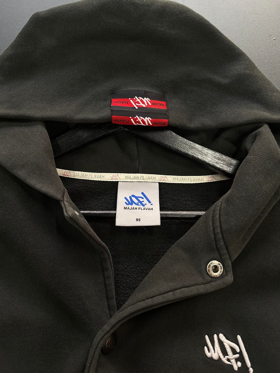 마자플라바 그래비티 자수로고 후드티 상품이미지8