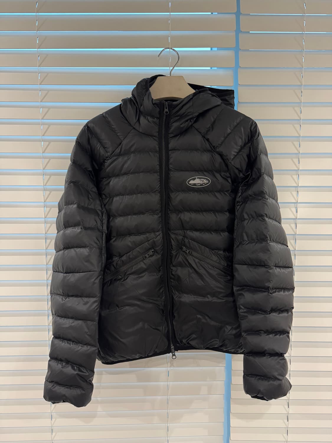 코르테이즈 경량 패딩 상품이미지1