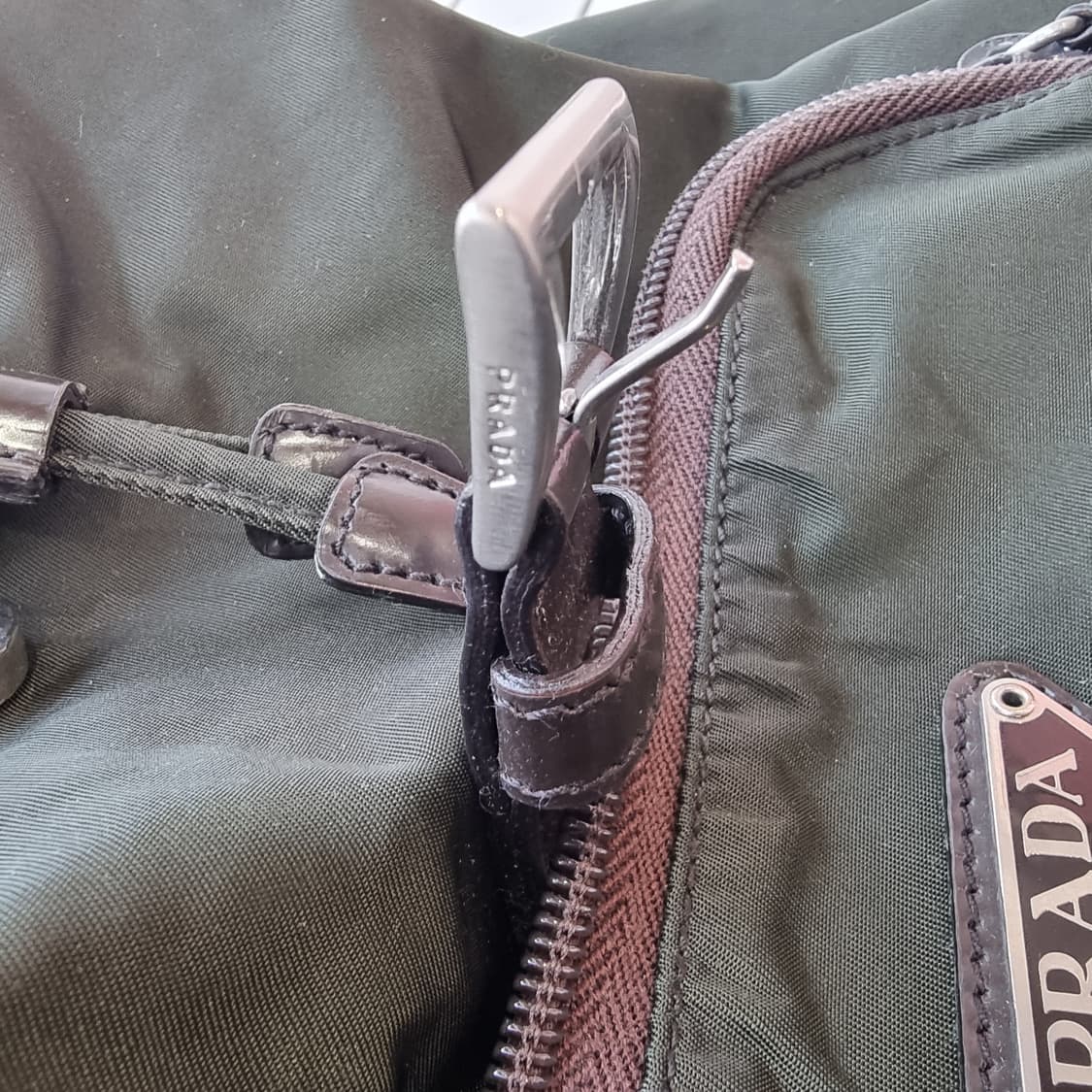 PRADA 프라다 포코노나일론 백팩 카키 상품이미지7