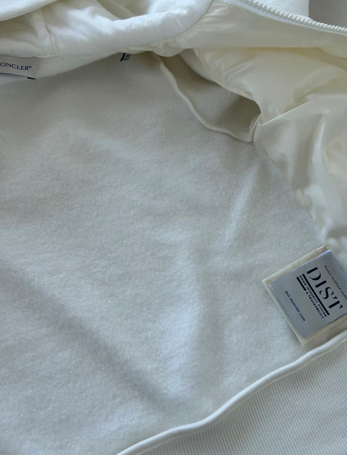 몽클레어 키즈 니트 패딩 8세 상품이미지3