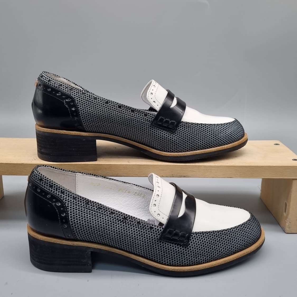 브루노말리 여성로퍼240 굽4 상품이미지1