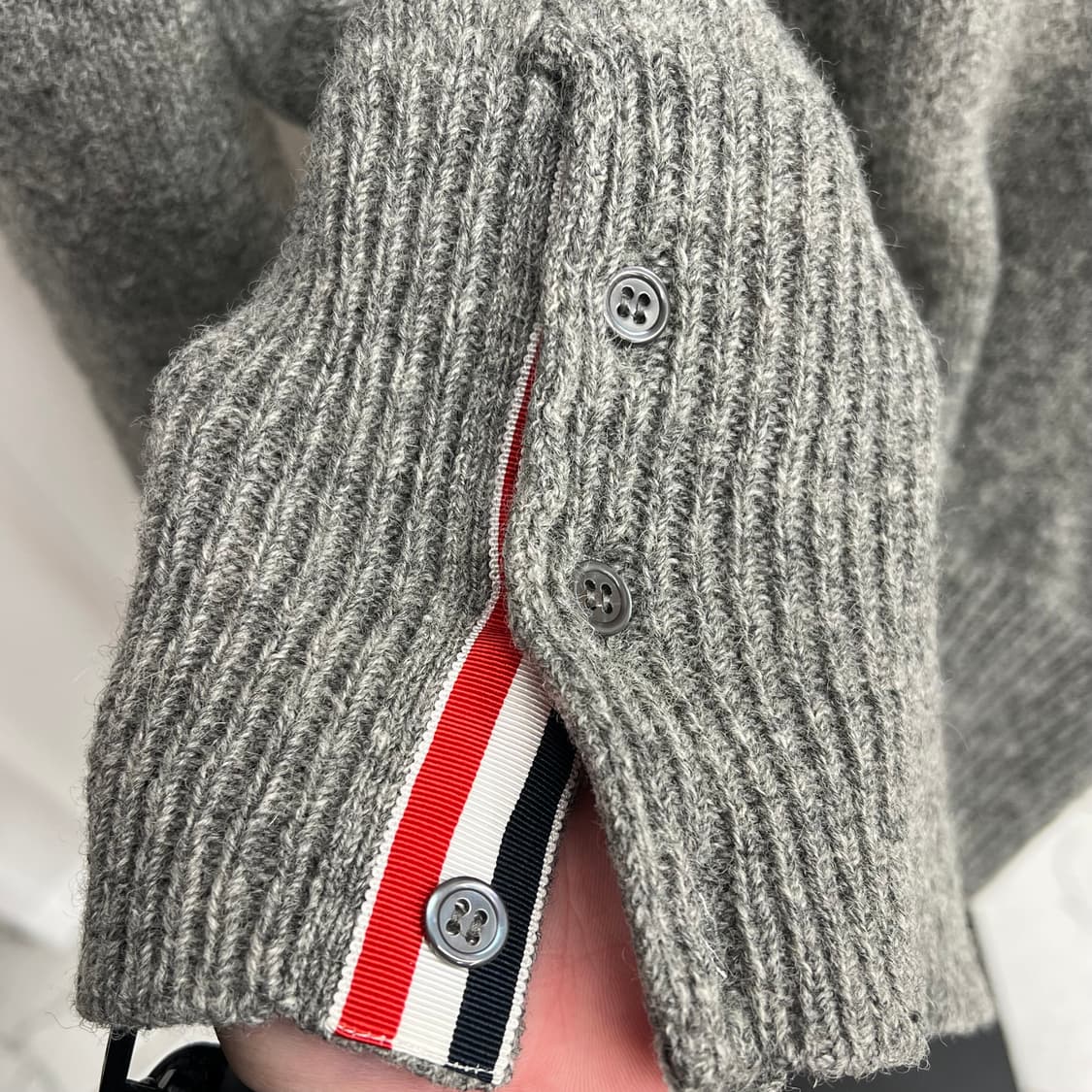 톰브라운 셰틀랜드 니트 (2사이즈) 상품이미지5