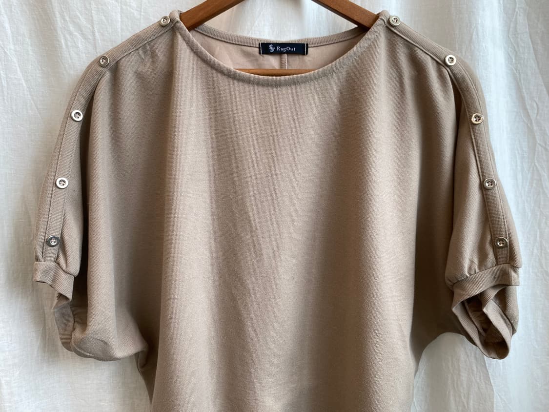 RAG OUT 가오리핏 반팔탑(M) 상품이미지4