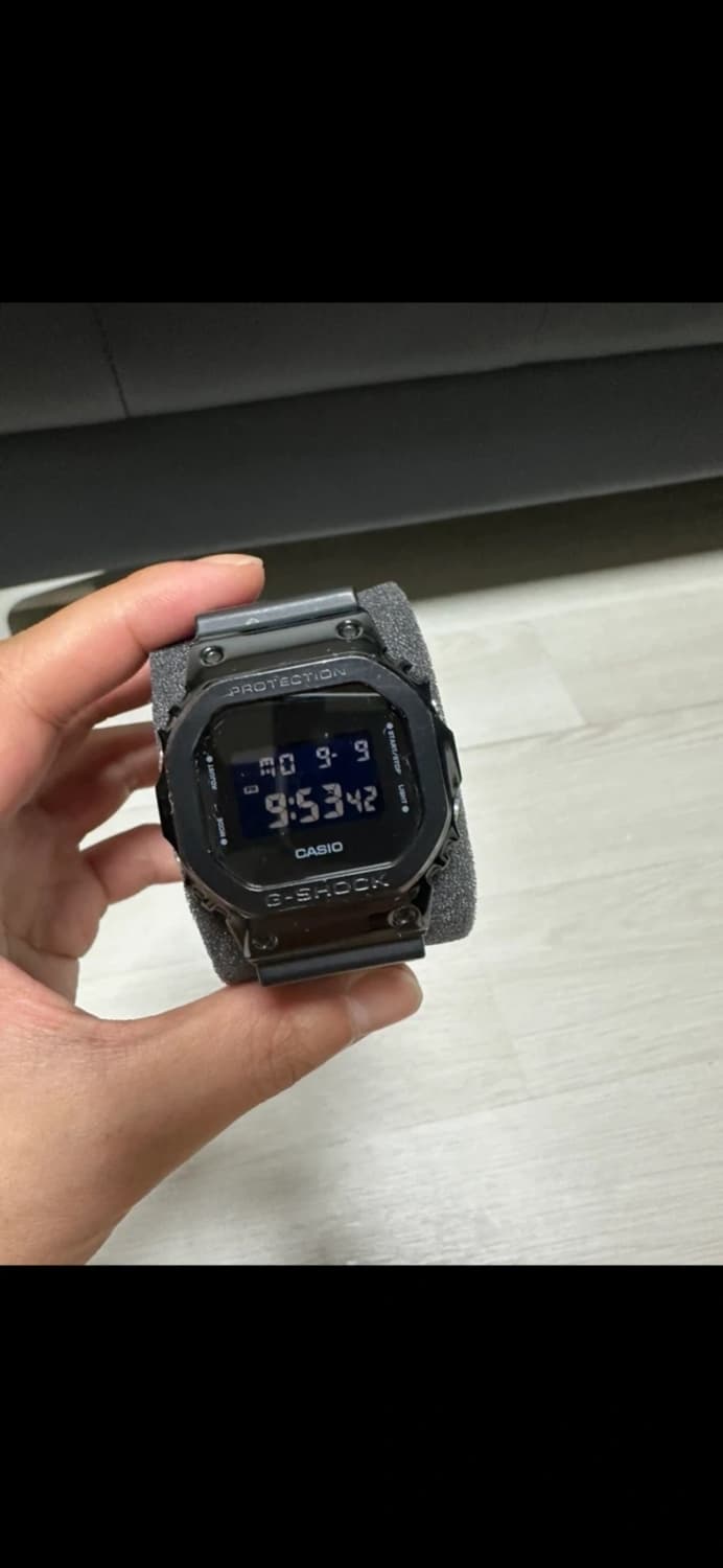 지샥 gm 5600-b-1 주우재시계 판매합니다 상품이미지1