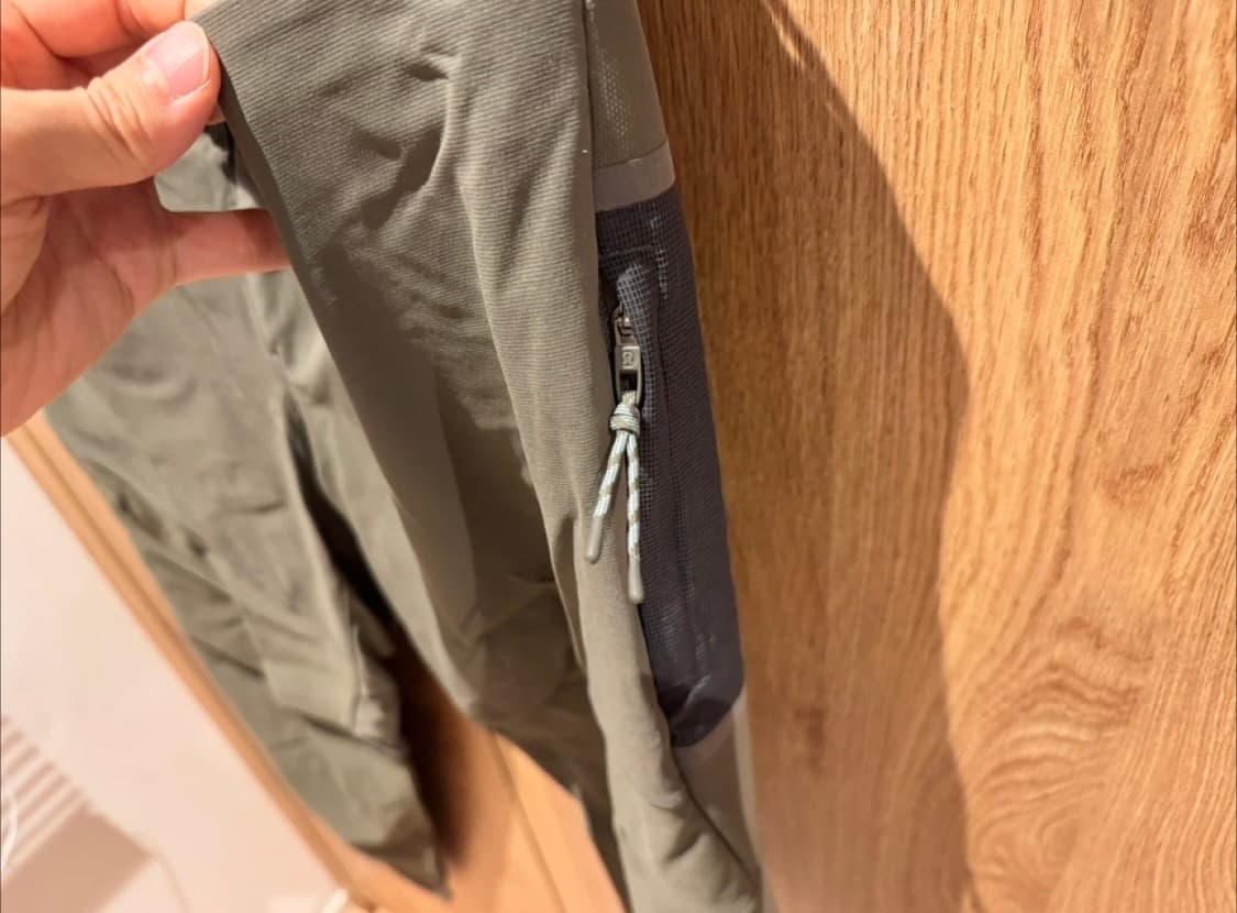 룰루레몬 Classic-Fit Hiking Pant 하이킹 팬츠 상품이미지3